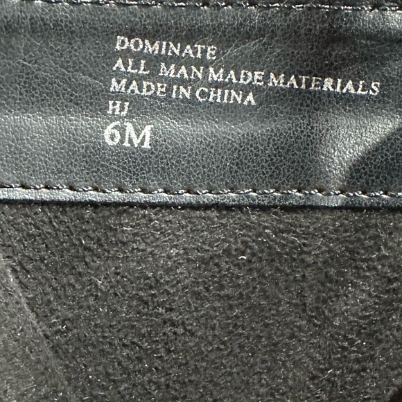 🌸CHARLES BY CHARLES DAVID🌸 Dominate Pointed Toe Ankle Boots Size: 6 - Picture 6 of 7